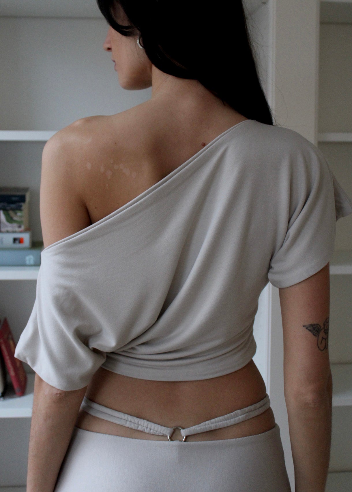 Offshoulder Top Taupe